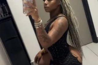 2 GIRLS A OPTION 😘 - Image 2